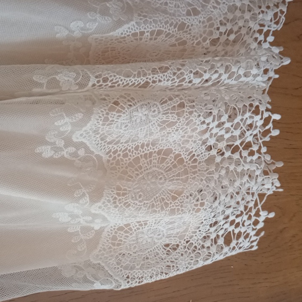 Dress - Picture 3 of 7